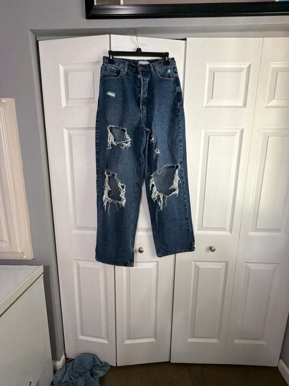 Cello Los Angeles Women's High Rise Distressed Button Fly Wide Leg Jeans